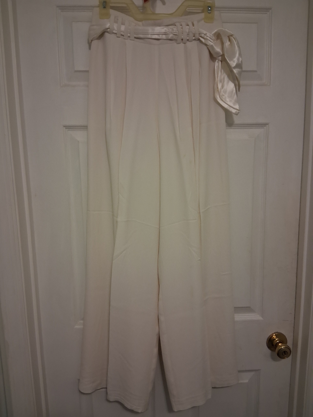 Cache Cream Wide-Leg Palazzo Pants with Satin Waist Tie